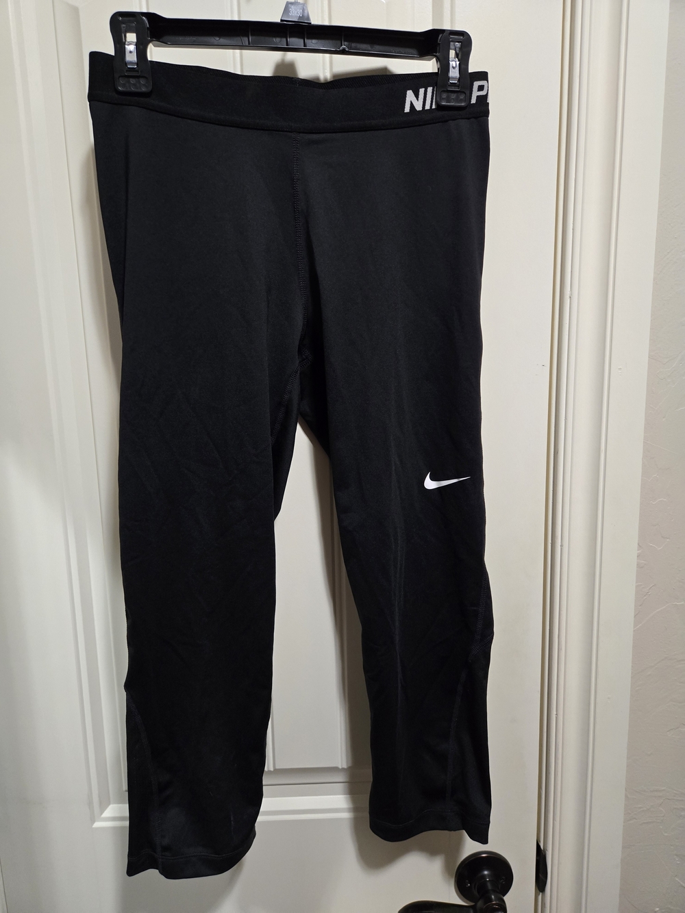 Nike Dri-FIT Black Capri Cropped Training Leggings Women’s L
